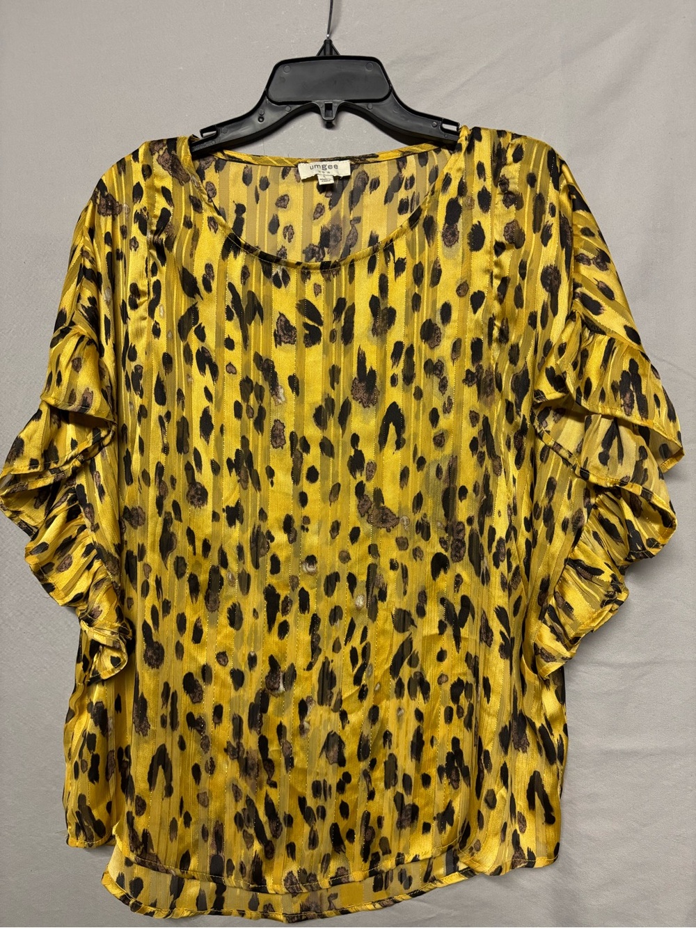 Umgee Yellow and Black Leopard-Print Ruffle Sleeve Blouse